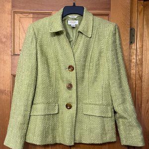 women,s Talbots size six light green